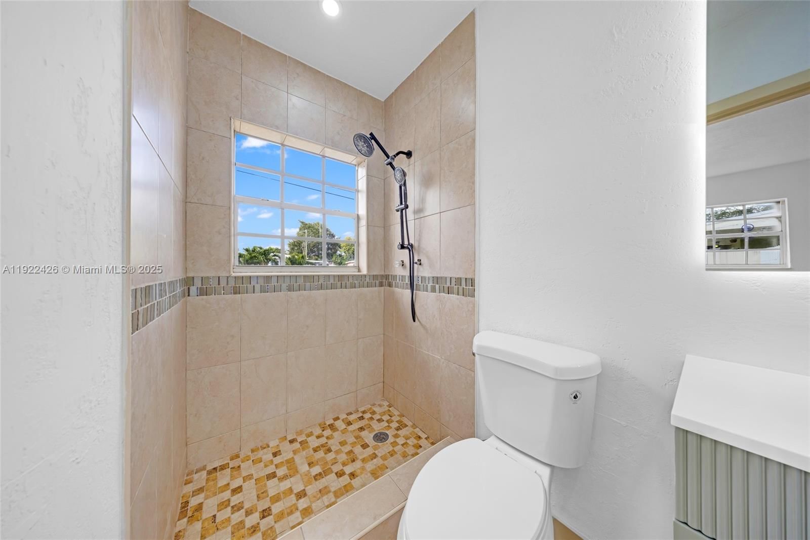Real estate property located at 17301 24th Ave, Miami-dade, Myrtle Grove 2nd Addn, Miami Gardens, FL
