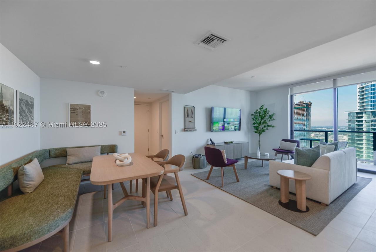 Real estate property located at 159 6th St #4601, Miami-dade, Gale Residences, Miami, FL
