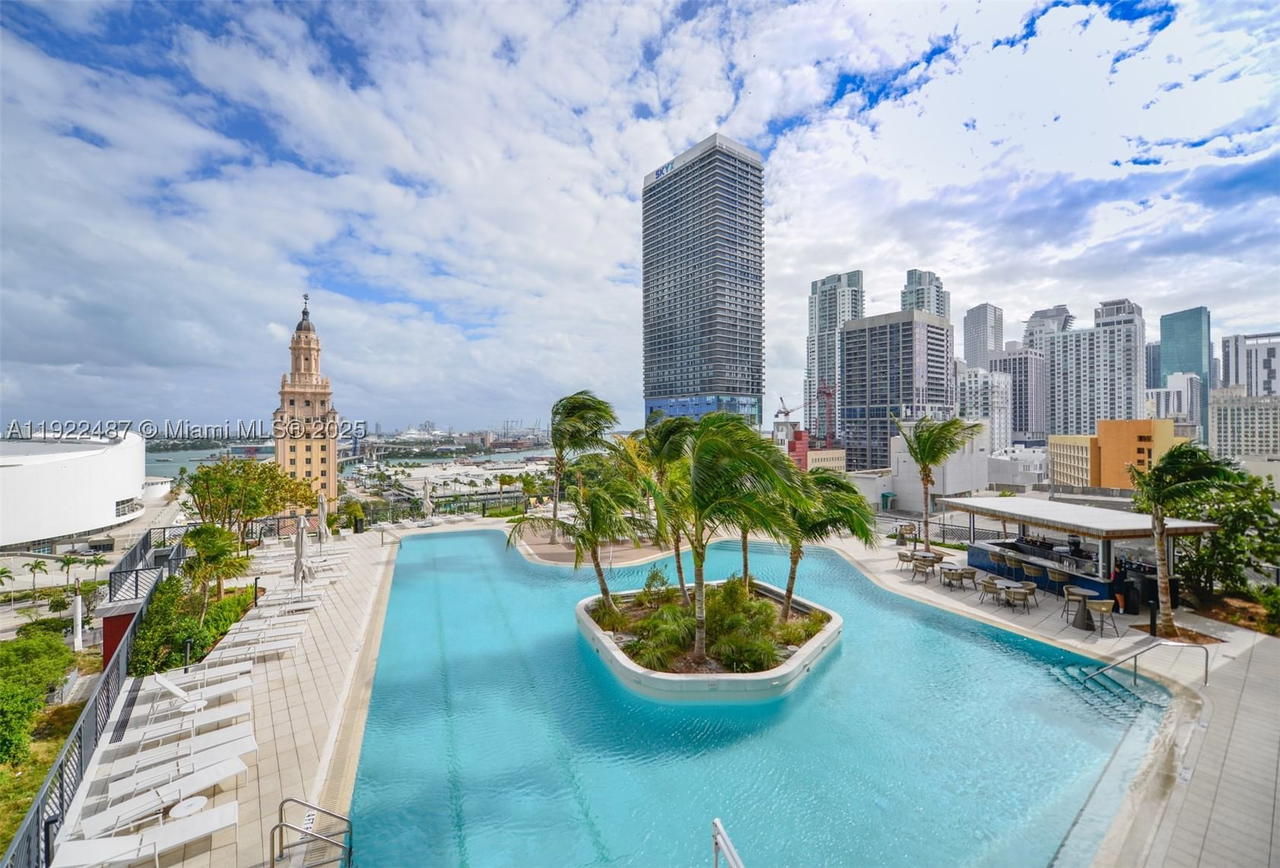 Real estate property located at 159 6th St #4601, Miami-dade, Gale Residences, Miami, FL