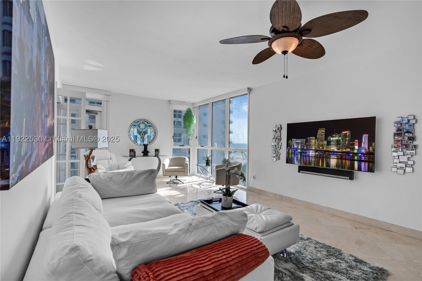 Real estate property located at 1500 Ocean Dr #907, Miami-dade, 1500 Ocean Drive Condo, Miami Beach, FL