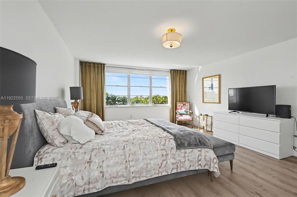 Real estate property located at 10000 Bay Harbor Dr #303, Miami-dade, 10000 Plaza Condo-north T, Bay Harbor Islands, FL