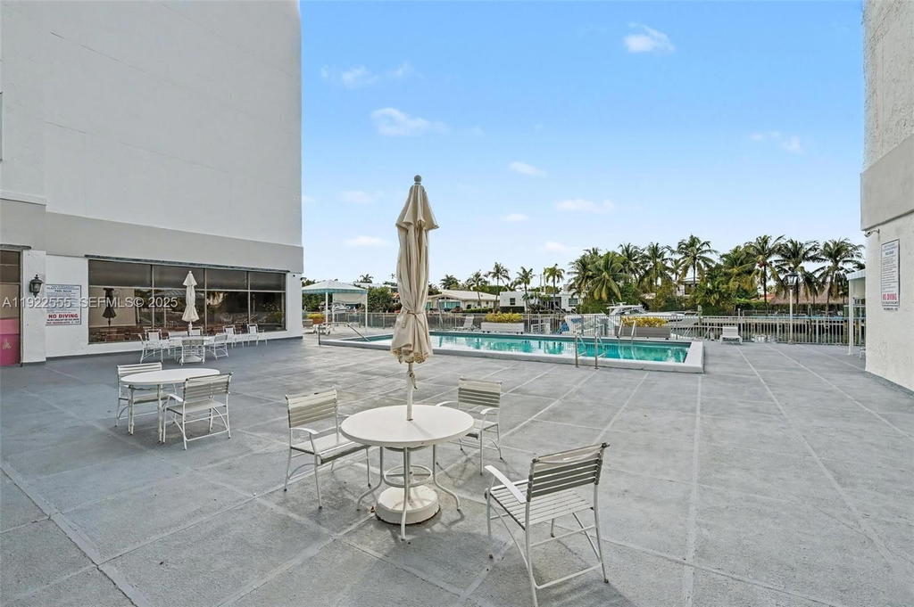 Real estate property located at 10000 Bay Harbor Dr #303, Miami-dade, 10000 Plaza Condo-north T, Bay Harbor Islands, FL