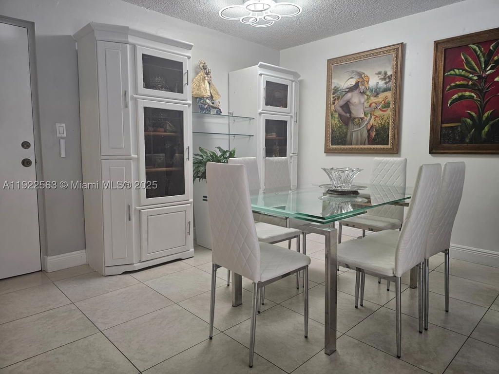 Real estate property located at 8411 8th St #111, Miami-dade, Summit Chase Condo, Miami, FL