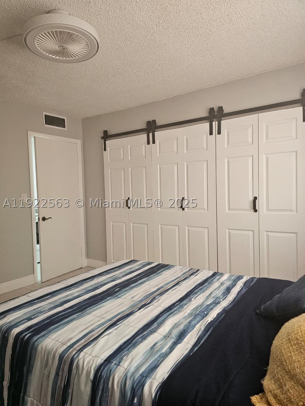 Real estate property located at 8411 8th St #111, Miami-dade, Summit Chase Condo, Miami, FL