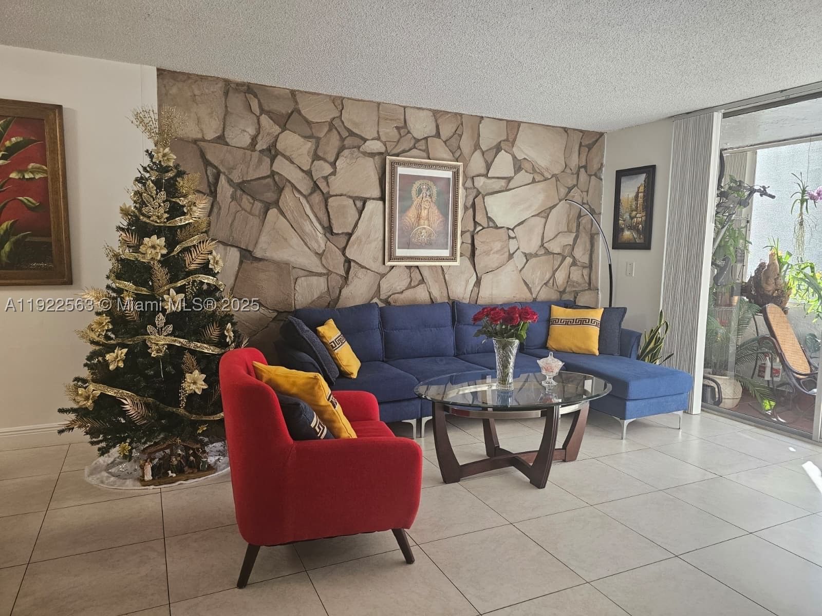Real estate property located at 8411 8th St #111, Miami-dade, Summit Chase Condo, Miami, FL