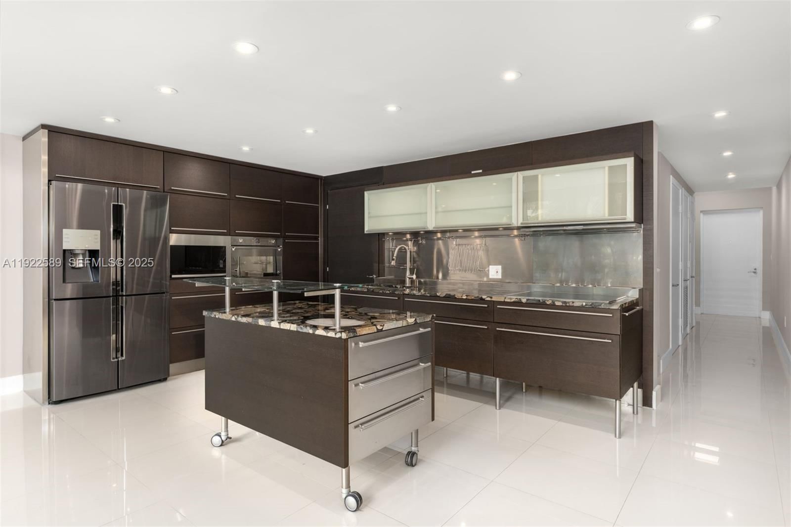 Real estate property located at 6000 Collins Ave #330, Miami-dade, Terra Beachside Condo, Miami Beach, FL
