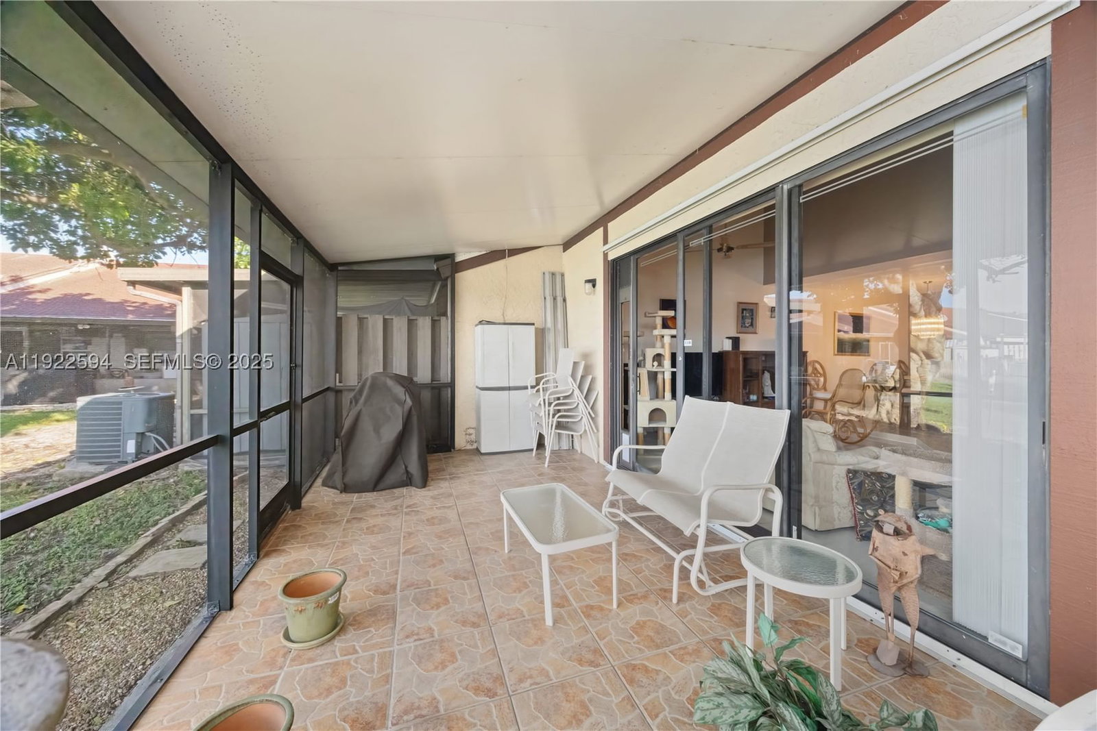 Real estate property located at 2701 58th Mnr F, Broward, Twin Lake Gardens, Dania Beach, FL