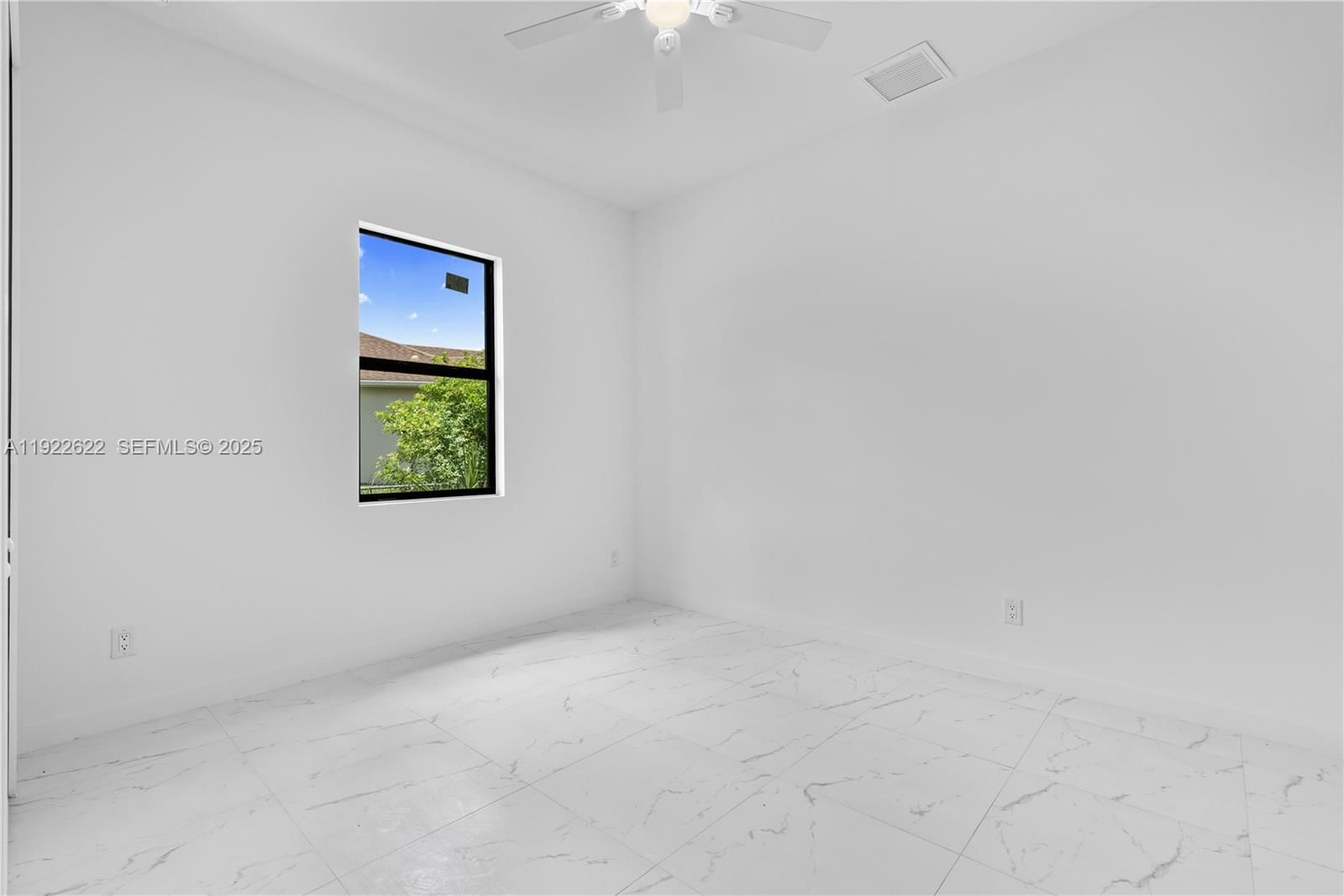 Real estate property located at 2601 Karen Cir, Lee, Lehigh Acres, Lehigh Acres, FL