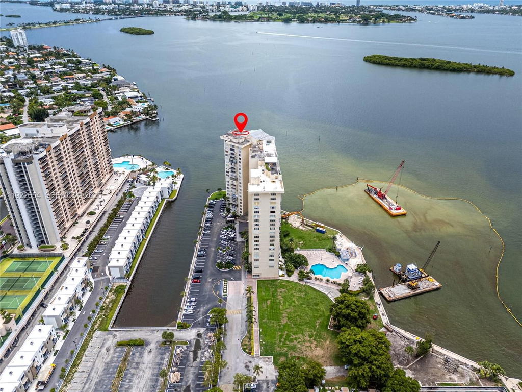 Real estate property located at 11111 Biscayne Blvd #10H, Miami-dade, Jockey Club Condo, Miami, FL