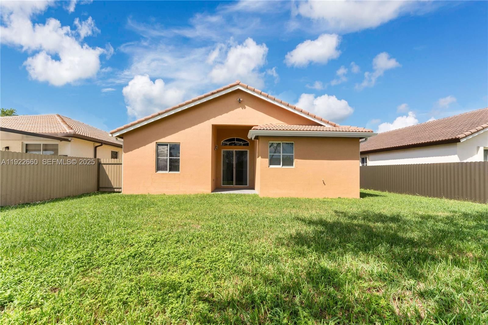 Real estate property located at 143 22nd Ter, Miami-dade, Ventanas At Homestead, Homestead, FL