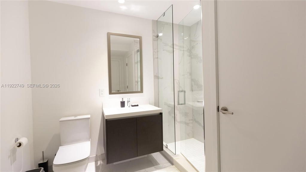 Real estate property located at 851 1st Ave #3309, Miami-dade, Paramount Miami Worldcent, Miami, FL