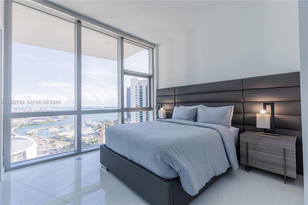 Real estate property located at 851 1st Ave #3309, Miami-dade, Paramount Miami Worldcent, Miami, FL