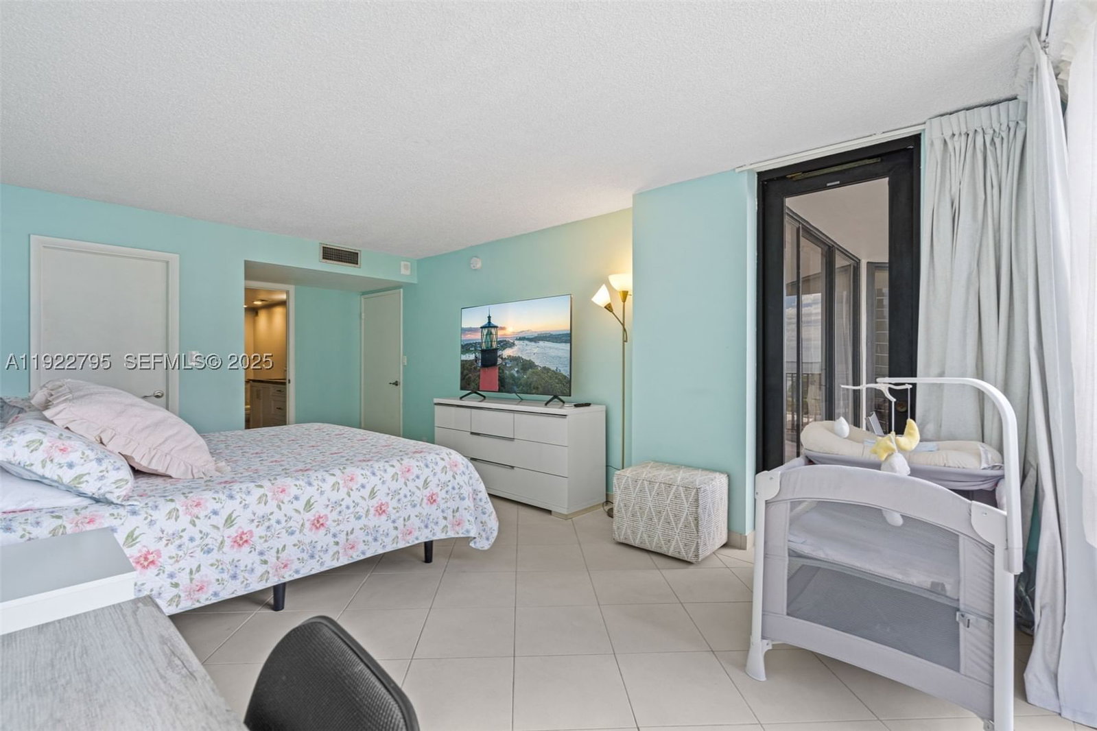 Real estate property located at 1865 Brickell Ave A1013, Miami-dade, Brickell Place Condo, Miami, FL