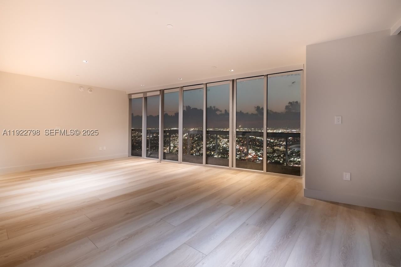 Real estate property located at 465 Brickell Ave #5701, Miami-dade, Iconbrickell Condo No 1, Miami, FL
