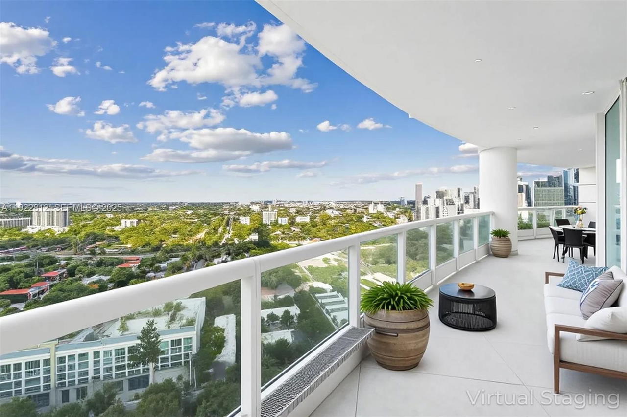 Real estate property located at 2127 Brickell Ave #3005, Miami-dade, Bristol Tower Condo, Miami, FL