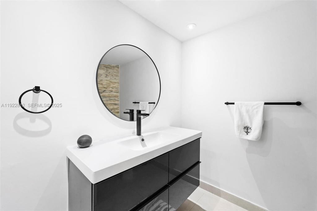 Real estate property located at 2127 Brickell Ave #3005, Miami-dade, Bristol Tower Condo, Miami, FL
