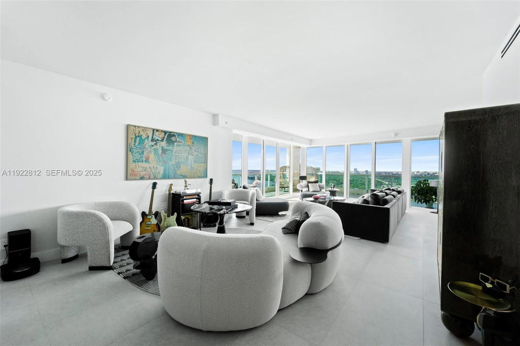 Real estate property located at 2127 Brickell Ave #3005, Miami-dade, Bristol Tower Condo, Miami, FL