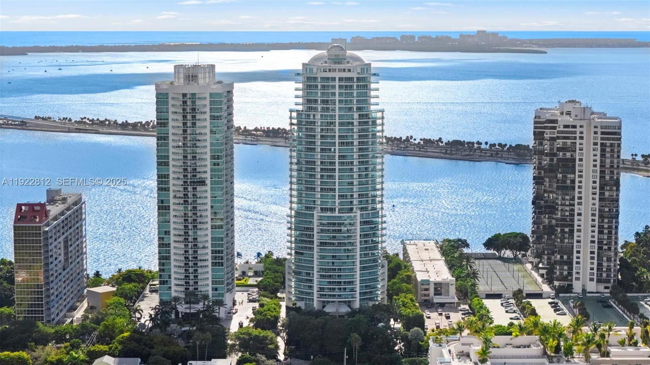 Real estate property located at 2127 Brickell Ave #3005, Miami-dade, Bristol Tower Condo, Miami, FL