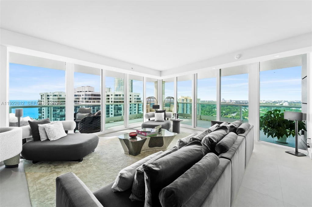 Real estate property located at 2127 Brickell Ave #3005, Miami-dade, Bristol Tower Condo, Miami, FL