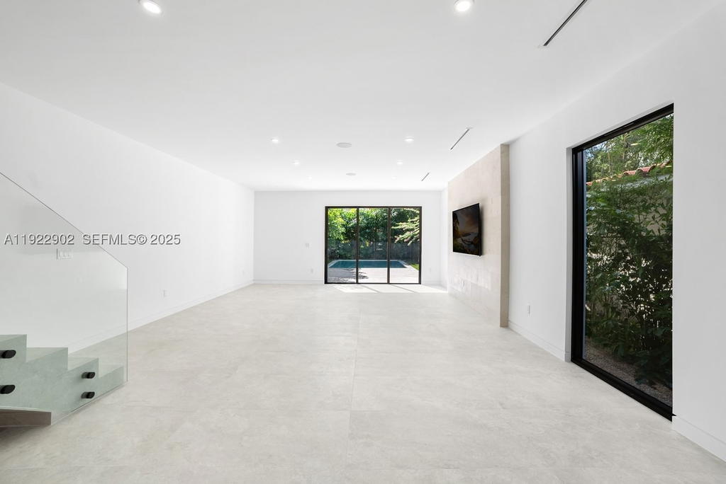 Real estate property located at 2612 17th St, Miami-dade, Grapeland, Miami, FL