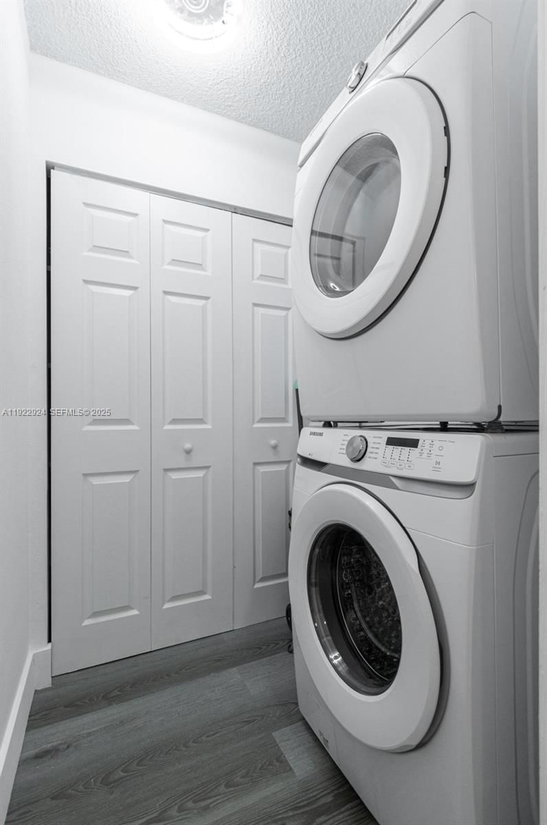 Real estate property located at 854 87th Ave #504, Miami-dade, Sandalwood Condo Apts, Miami, FL