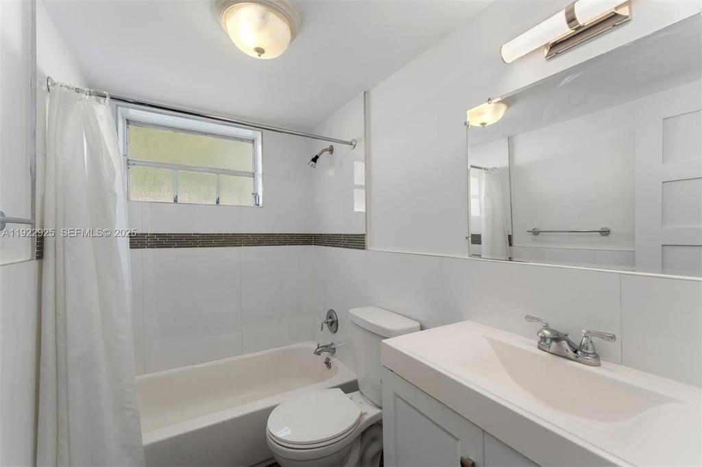 Real estate property located at 201 Galen Drive #104, Miami-dade, Key Biscayne Vi Condo, Key Biscayne, FL