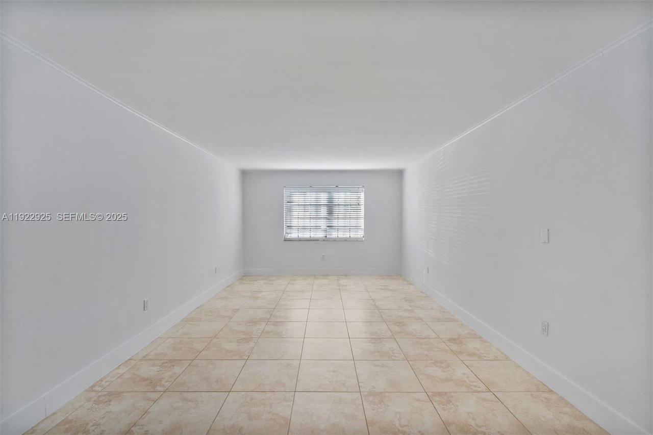 Real estate property located at 201 Galen Drive #104, Miami-dade, Key Biscayne Vi Condo, Key Biscayne, FL