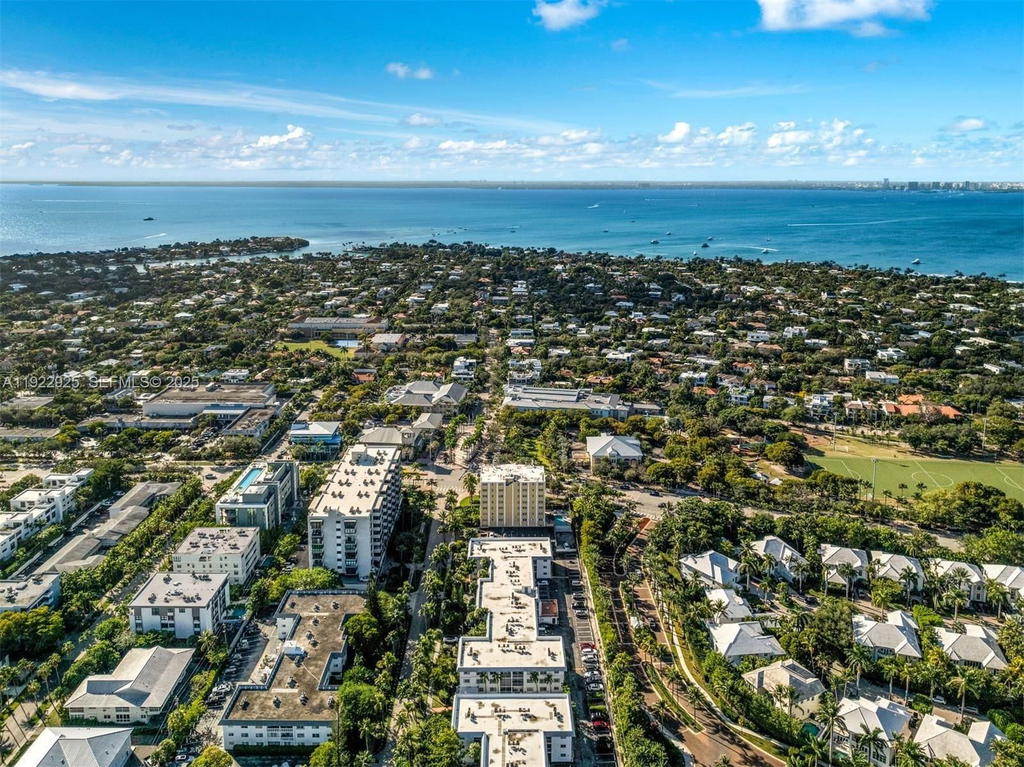 Real estate property located at 201 Galen Drive #104, Miami-dade, Key Biscayne Vi Condo, Key Biscayne, FL