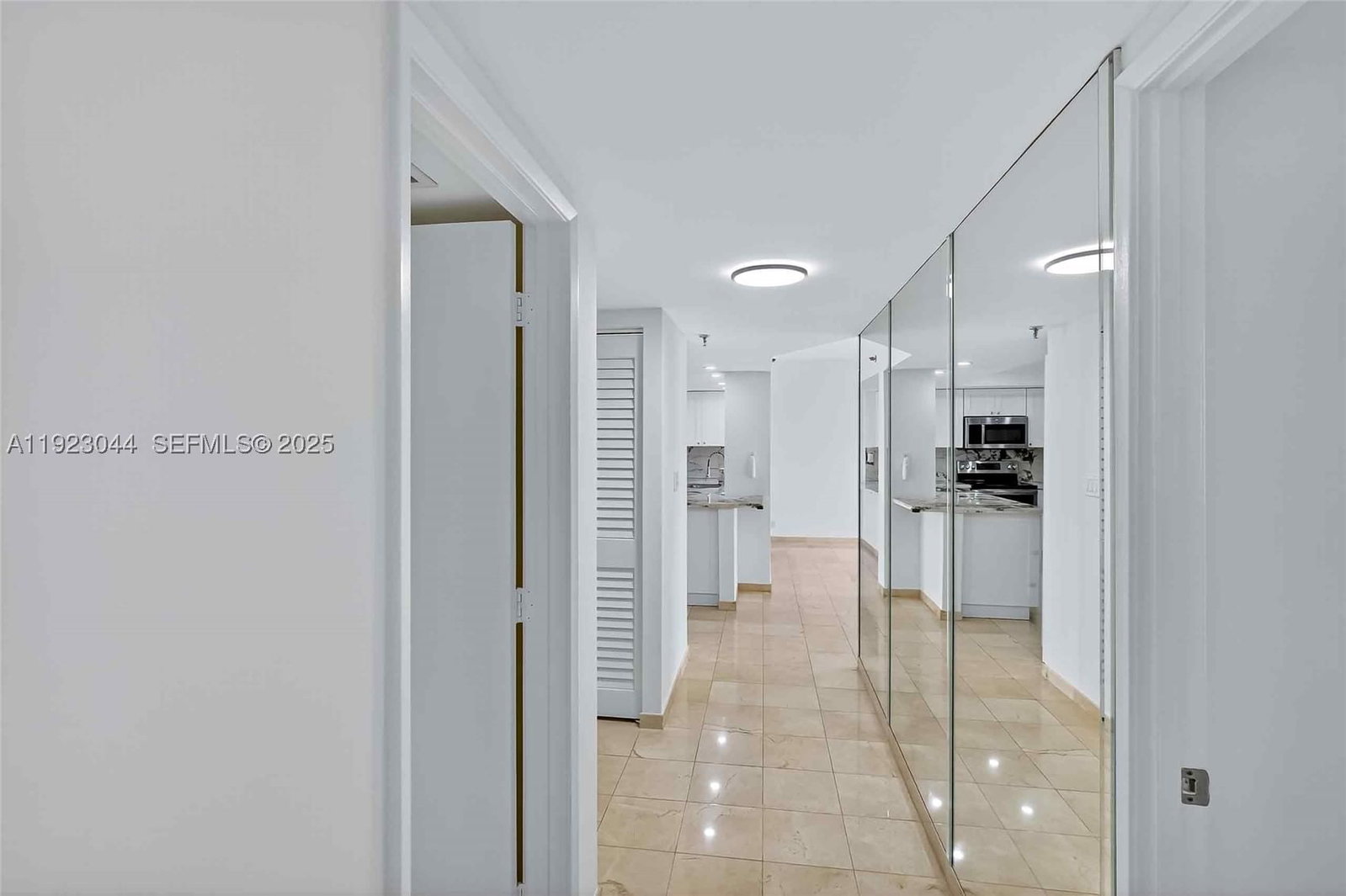 Real estate property located at 520 Brickell Key Dr A604, Miami-dade, Brickell Key One, Miami, FL