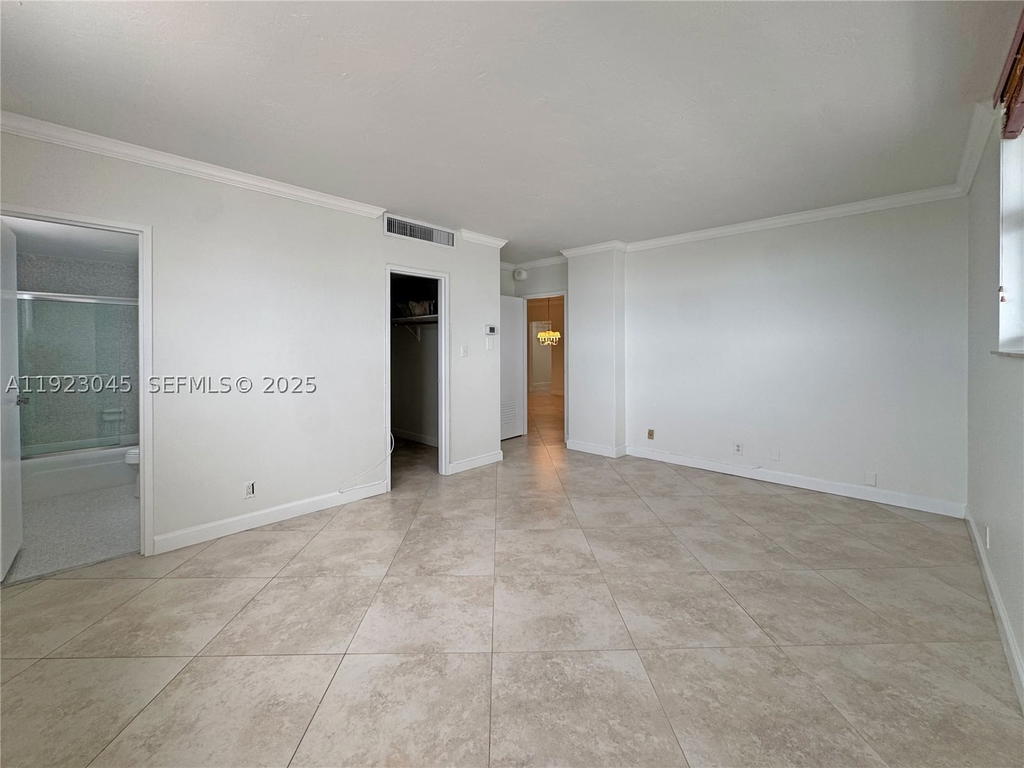 Real estate property located at 4250 Galt Ocean Dr #3T, Broward, Galt Towers Condo, Fort Lauderdale, FL