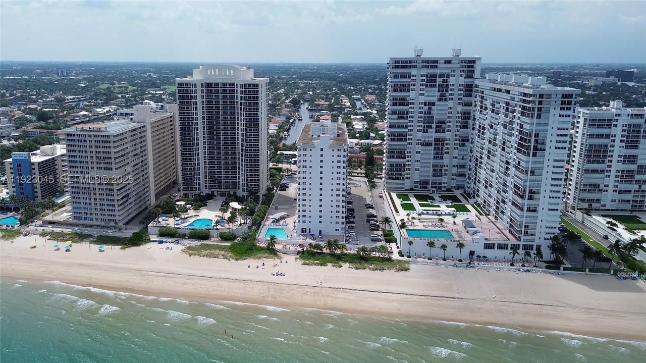 Real estate property located at 4250 Galt Ocean Dr #3T, Broward, Galt Towers Condo, Fort Lauderdale, FL