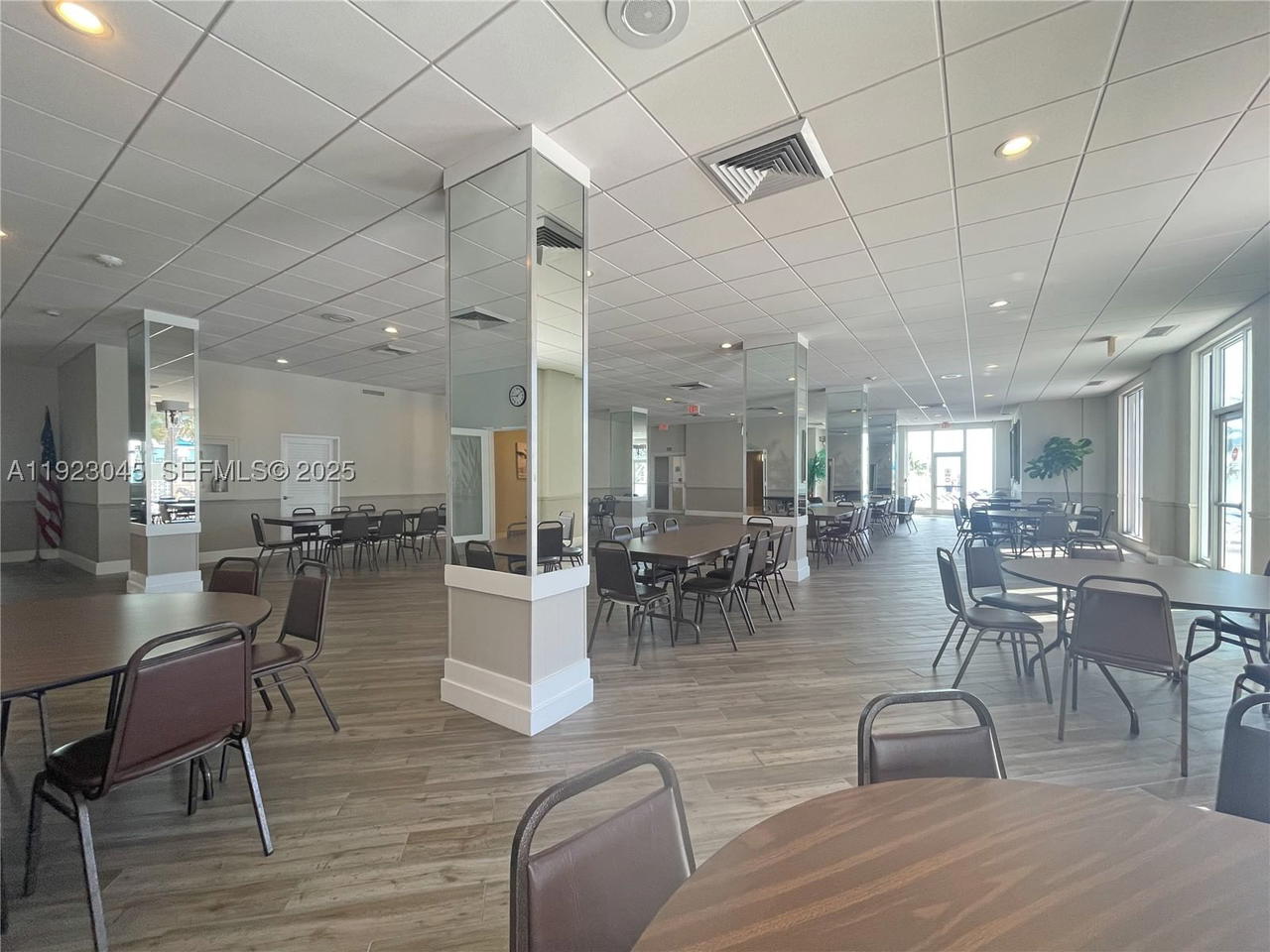 Real estate property located at 4250 Galt Ocean Dr #3T, Broward, Galt Towers Condo, Fort Lauderdale, FL