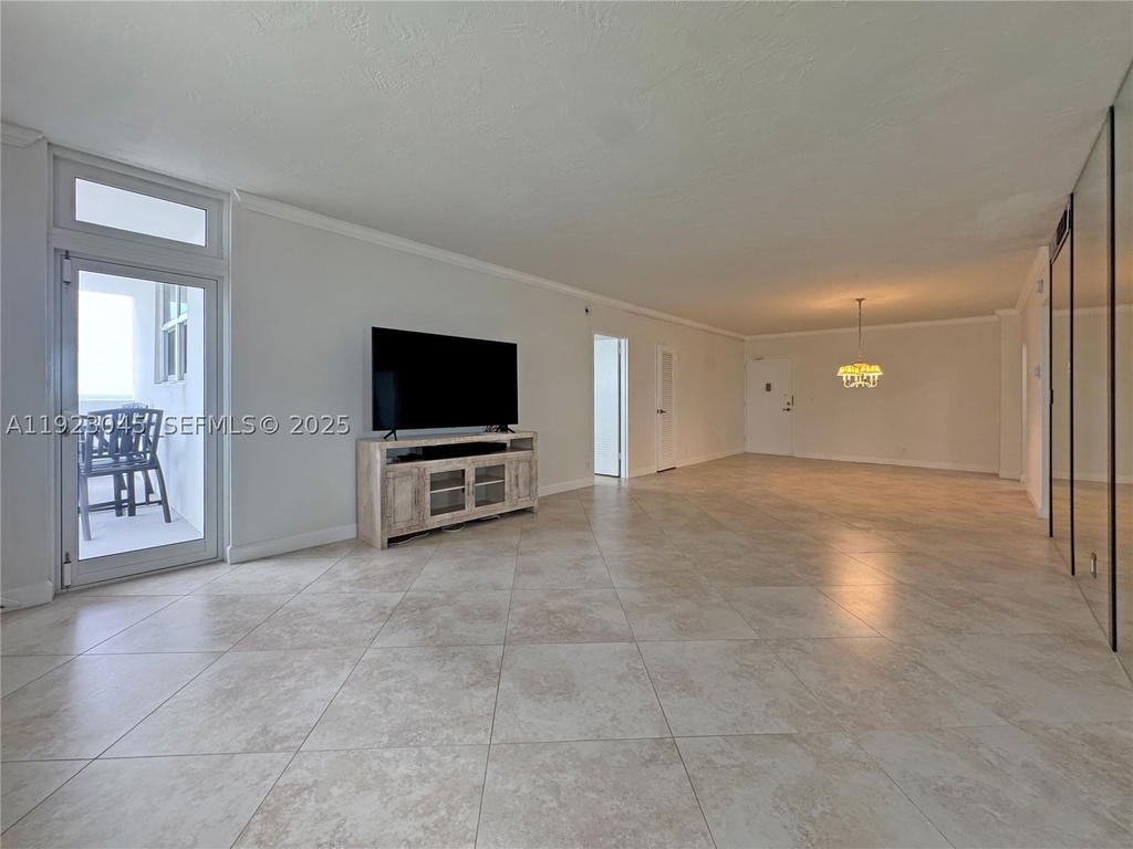 Real estate property located at 4250 Galt Ocean Dr #3T, Broward, Galt Towers Condo, Fort Lauderdale, FL