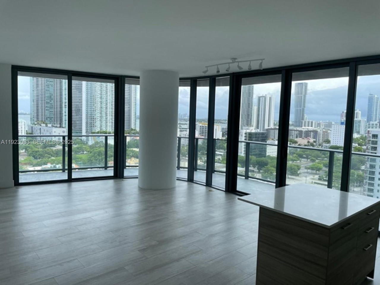Real estate property located at 121 34th St #1604, Miami-dade, Hyde Midtown, Miami, FL