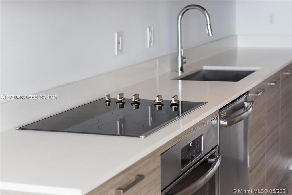 Real estate property located at 121 34th St #1604, Miami-dade, Hyde Midtown, Miami, FL