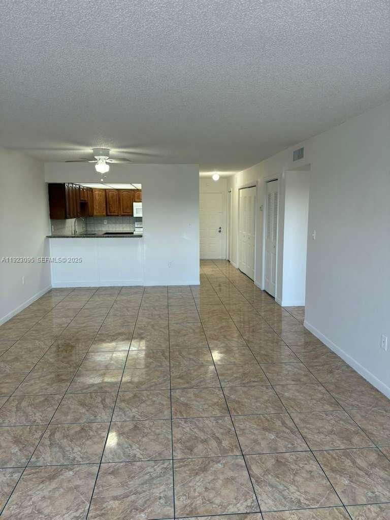 Real estate property located at 7000 186th St #4-226, Miami-dade, Coral Gate West Condo, Hialeah, FL