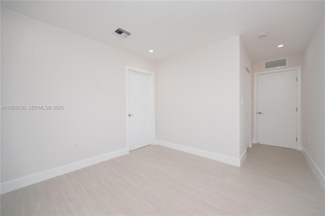 Real estate property located at 7928 Miramar Blvd, Broward, Miramar Sec 12, Miramar, FL