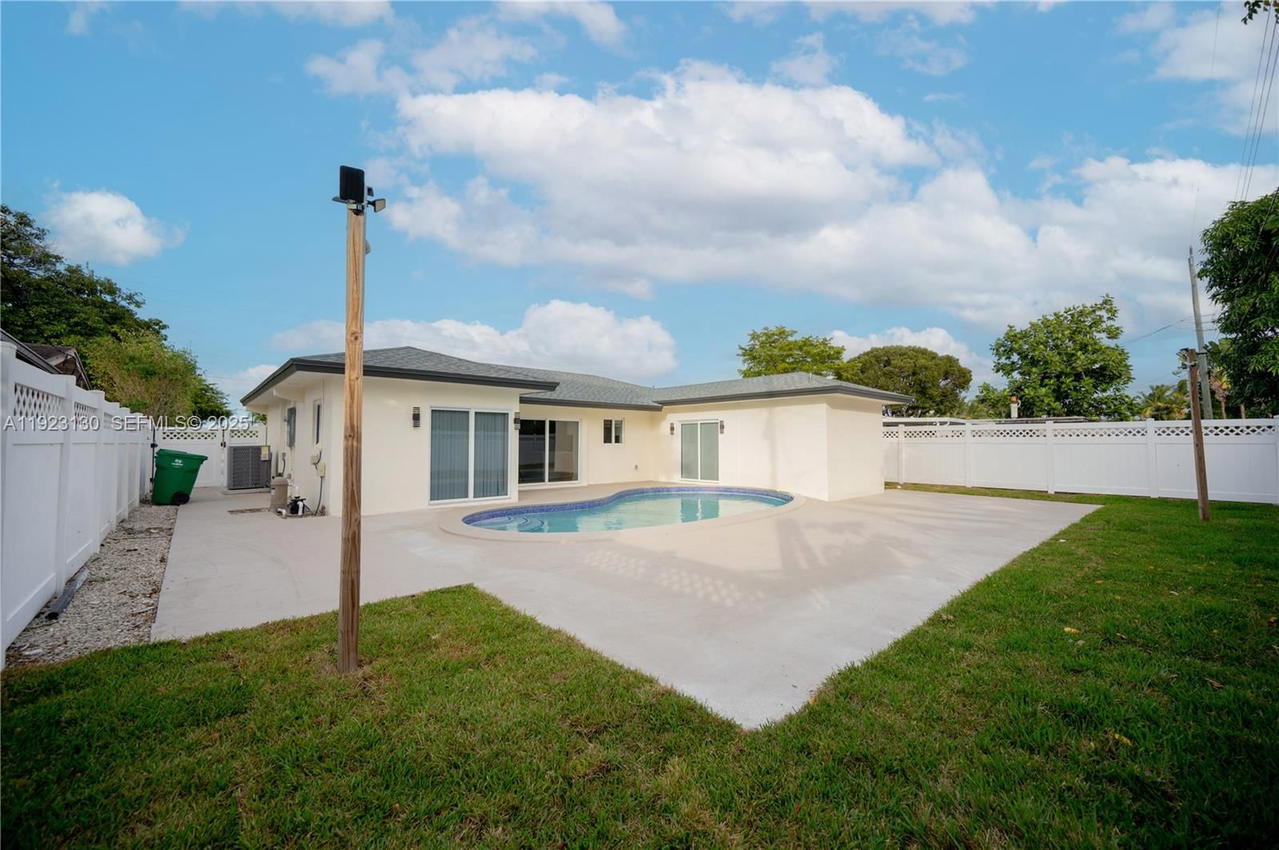 Real estate property located at 7928 Miramar Blvd, Broward, Miramar Sec 12, Miramar, FL