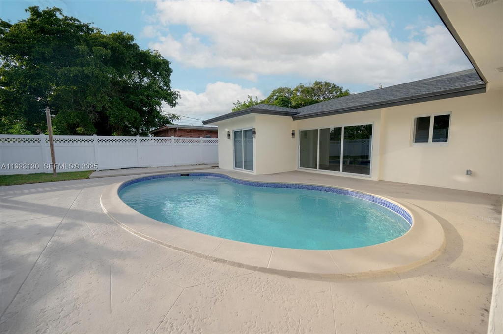 Real estate property located at 7928 Miramar Blvd, Broward, Miramar Sec 12, Miramar, FL