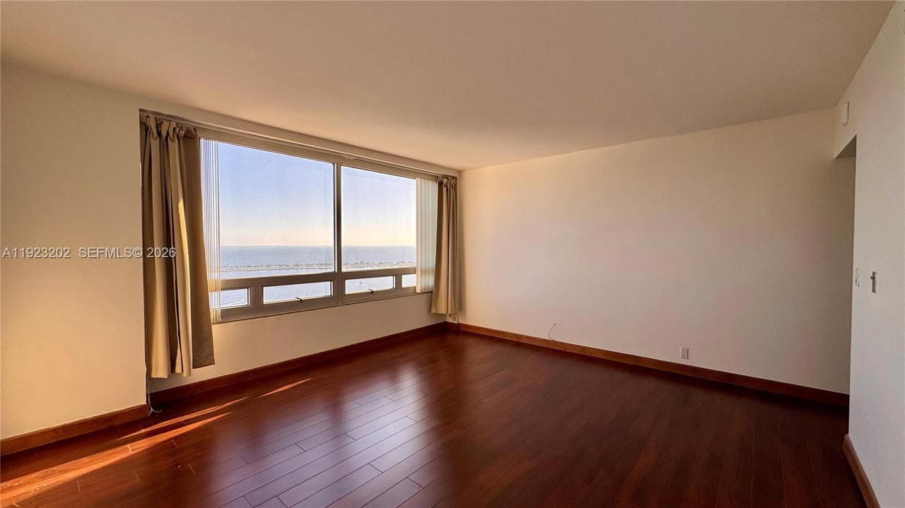 Real estate property located at 1541 Brickell Ave C2705, Miami-dade, The Palace Condo, Miami, FL