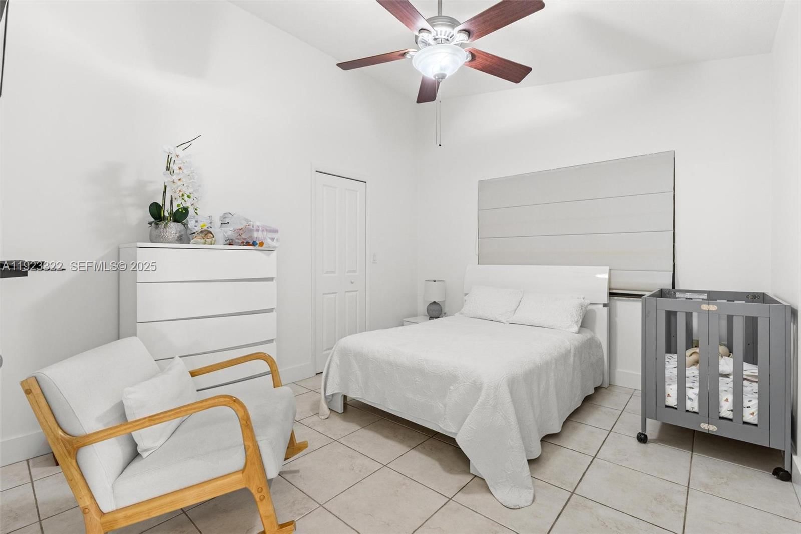 Real estate property located at 15621 45th Ter, Miami-dade, Lakes Of The Meadow Sec 5, Miami, FL