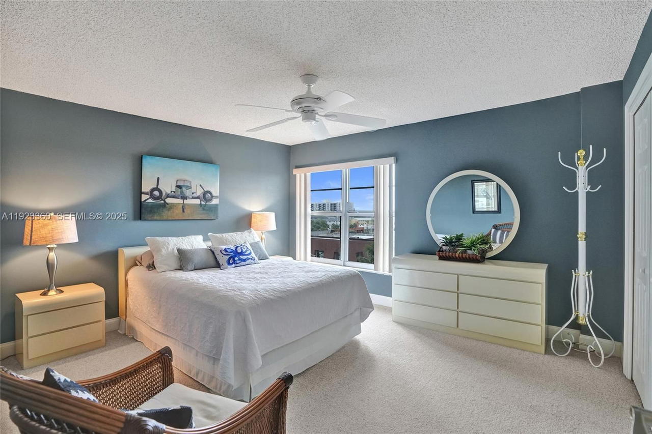 Real estate property located at 5100 Dupont Blvd #6M, Broward, Warwick Condo, Fort Lauderdale, FL