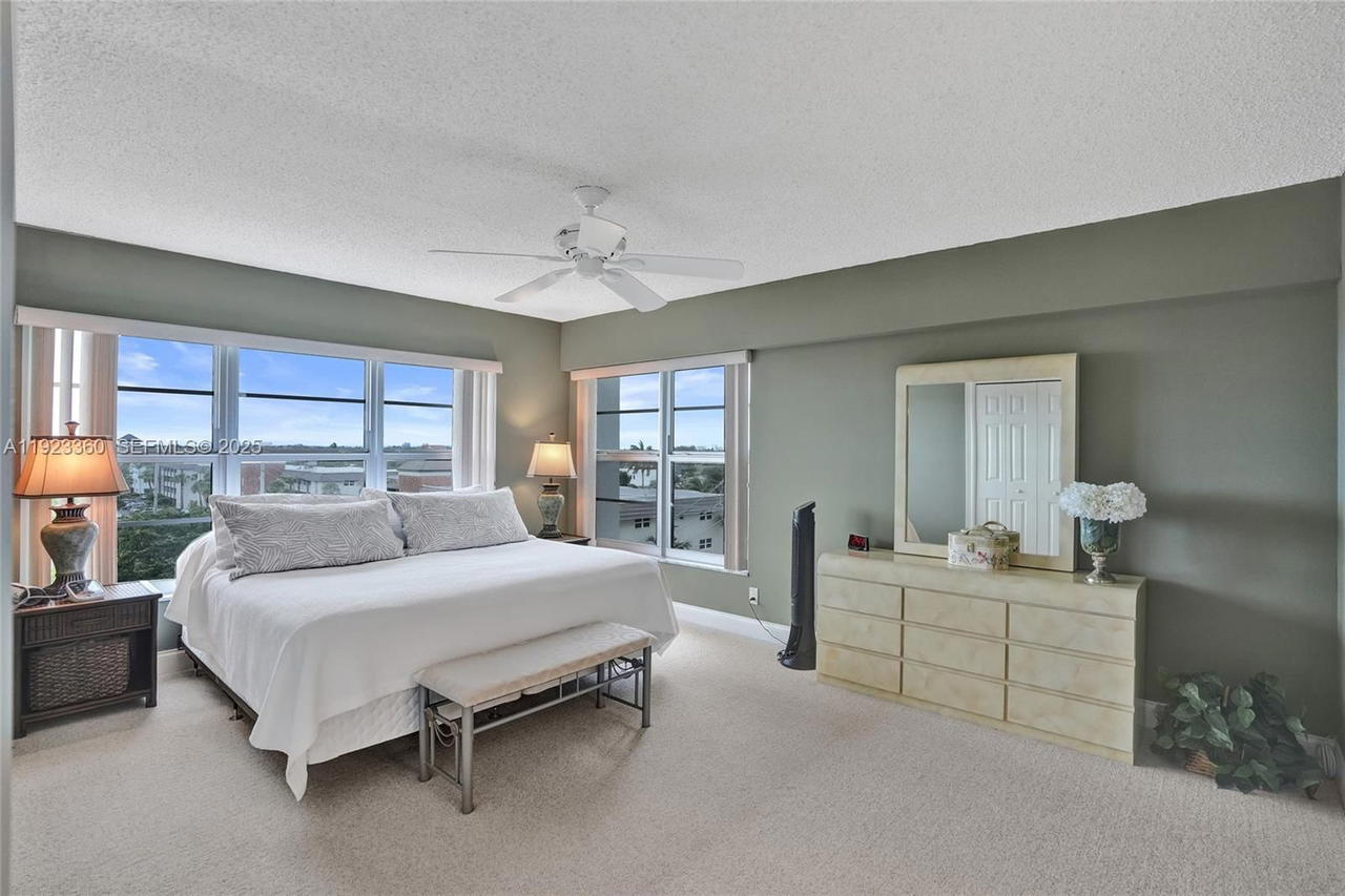 Real estate property located at 5100 Dupont Blvd #6M, Broward, Warwick Condo, Fort Lauderdale, FL