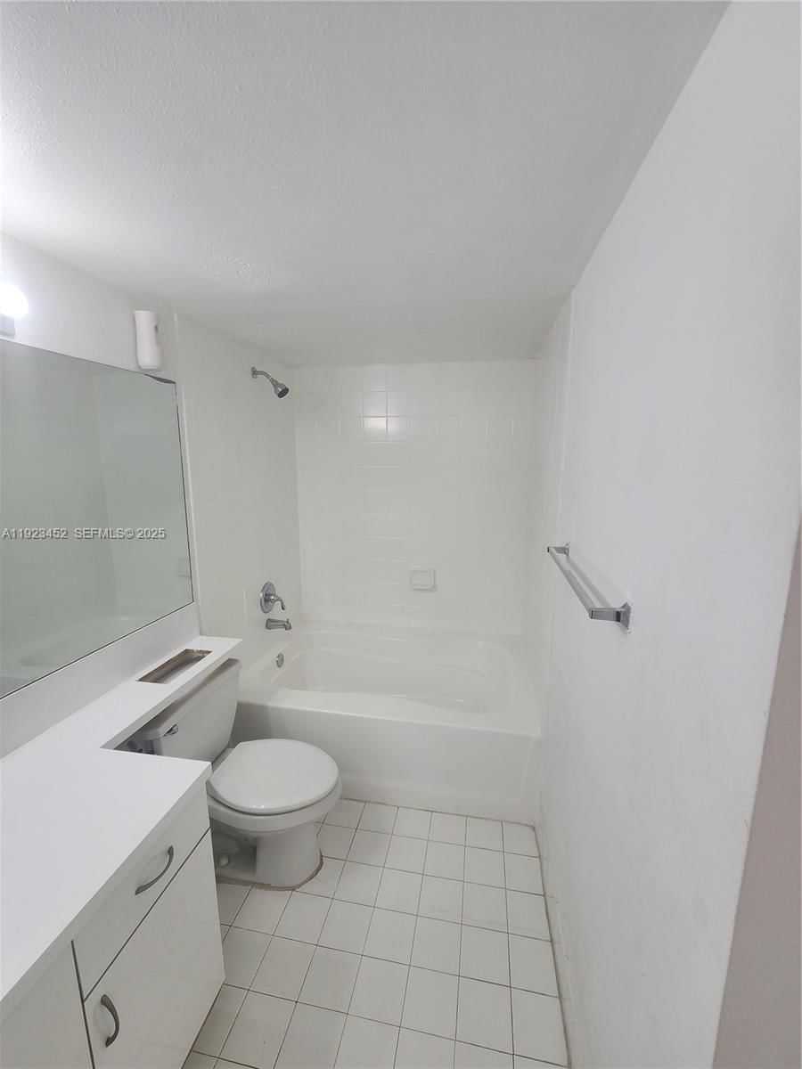 Real estate property located at , Miami-dade, Enclave At Doral Condo No, Doral, FL