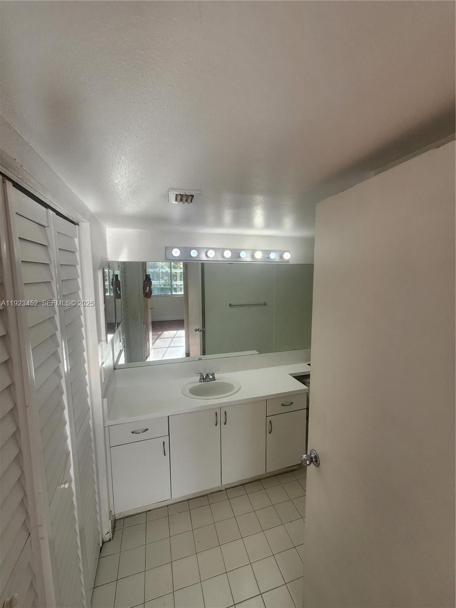 Real estate property located at , Miami-dade, Enclave At Doral Condo No, Doral, FL