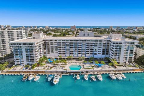 Real estate property located at 800 West Ave #722, Miami-dade, South Bay Club Condo, Miami Beach, FL