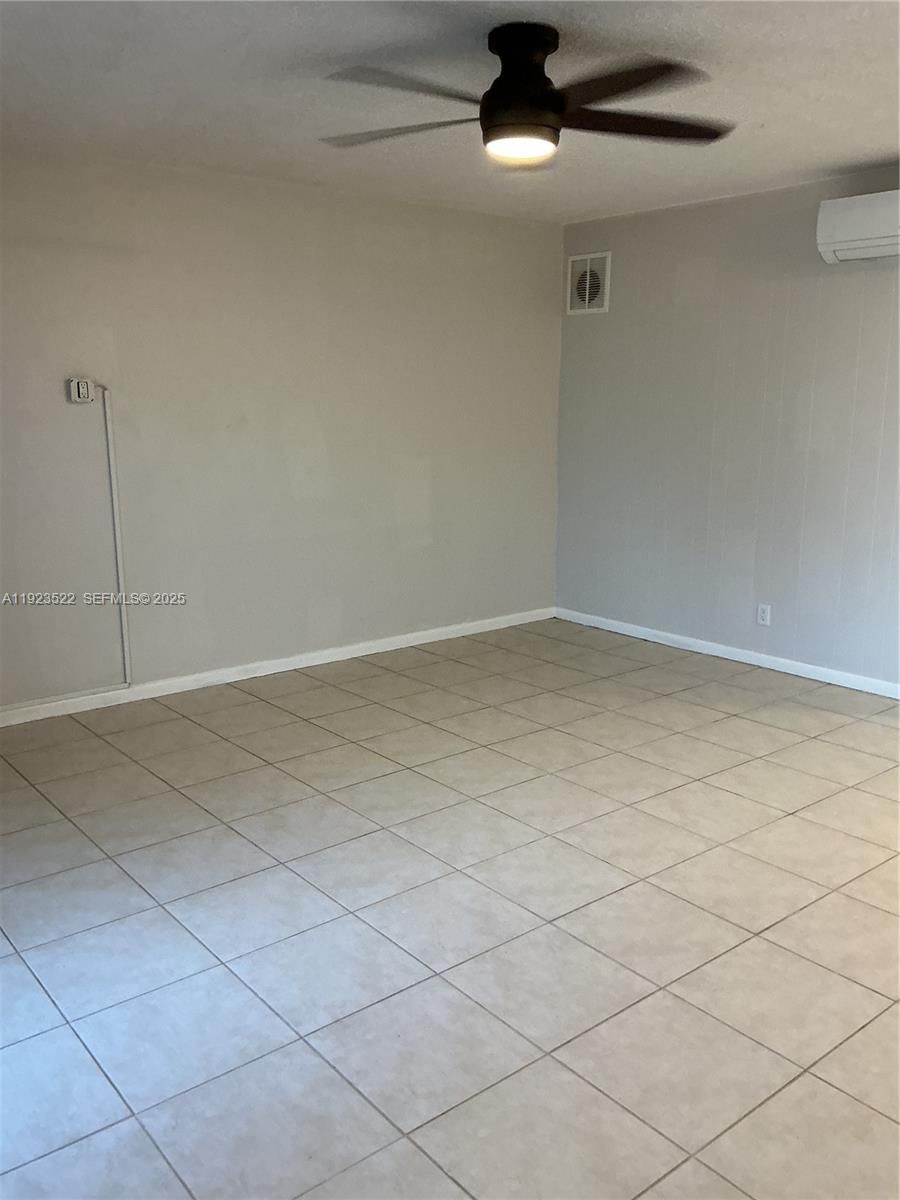 Real estate property located at 2716 30th Pl #103C, Broward, Sutton Place Condo, Fort Lauderdale, FL