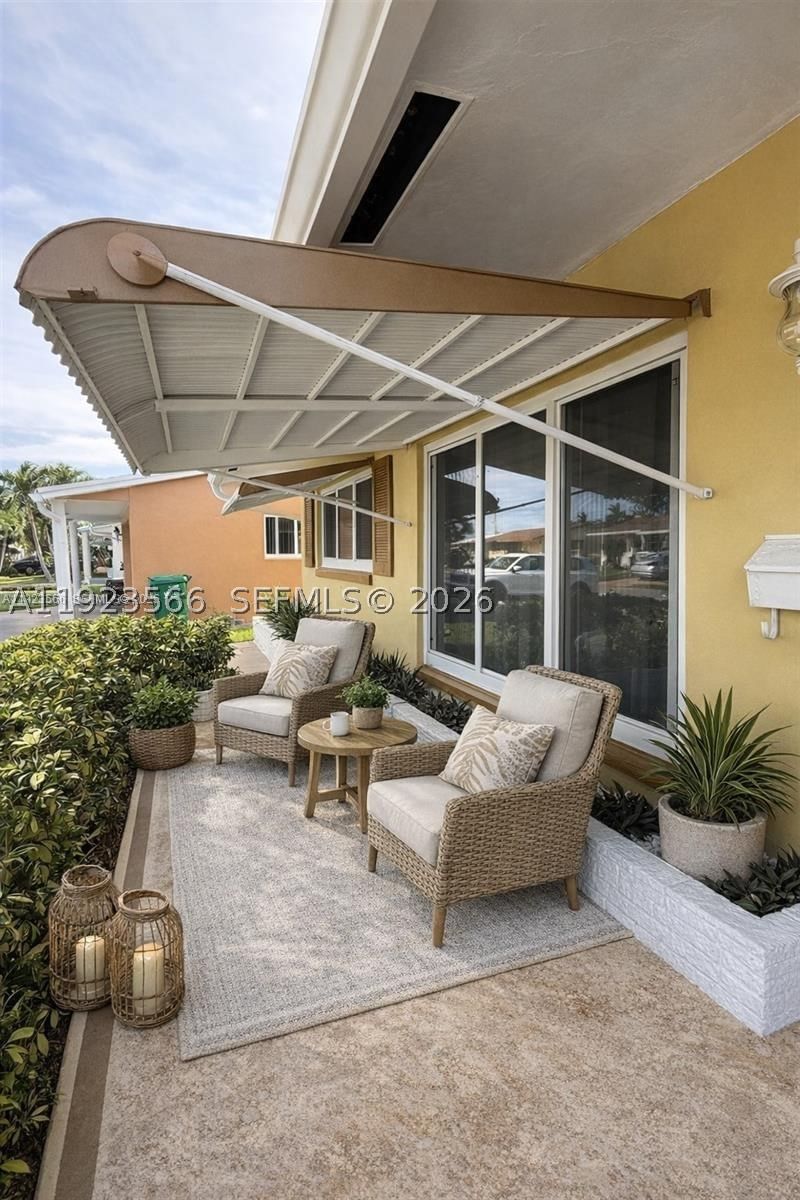 Real estate property located at 4208 47th Ct, Broward, Mainlands Of Tamarac Lake, Tamarac, FL