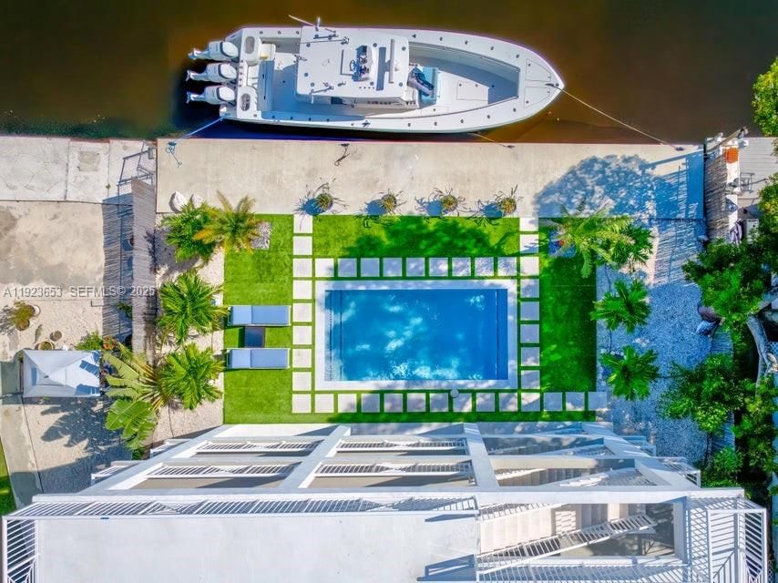 Real estate property located at 229 Upper Matecumbe RD, Monroe, Lake Surprise, Key Largo, FL