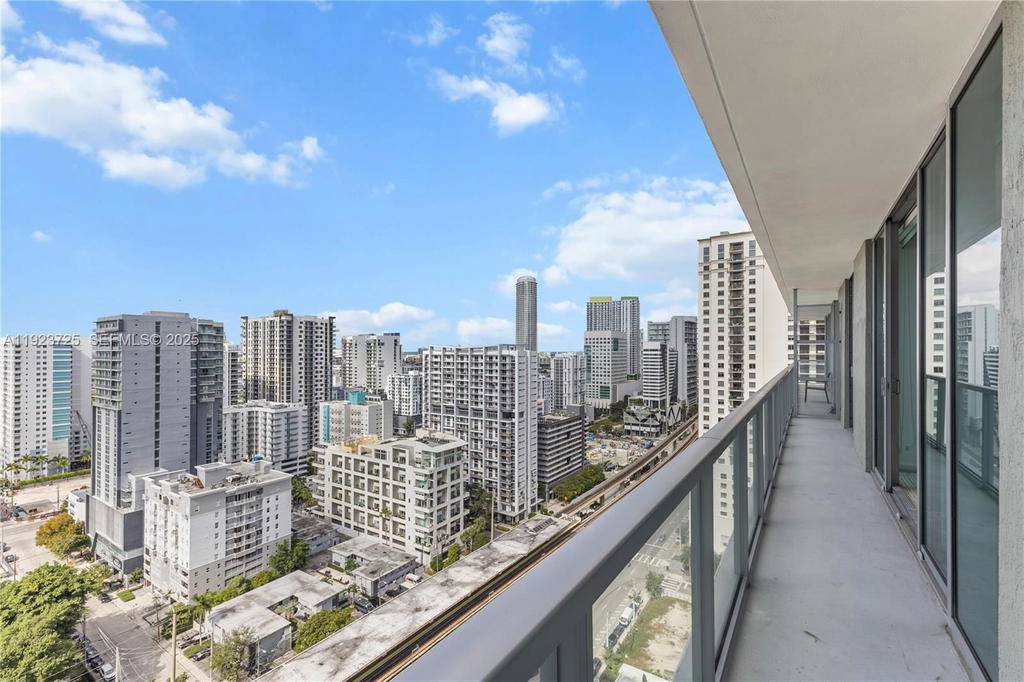 Real estate property located at 1111 1st Ave #2614-N, Miami-dade, The Axis On Brickell Ii C, Miami, FL